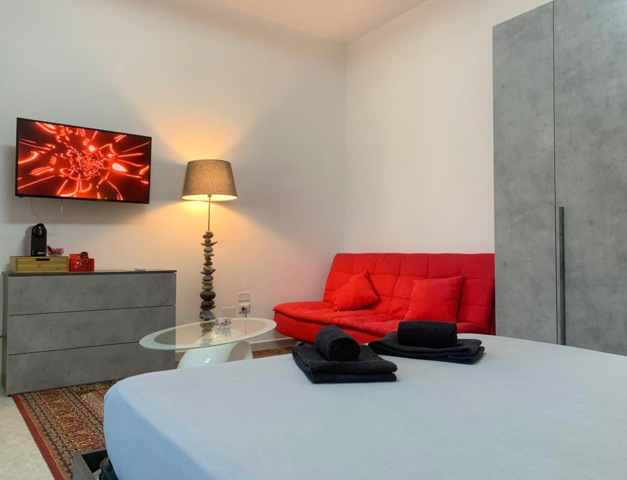 Mini Red Hub - Design Apartment Sant'Agapito Exteriör bild